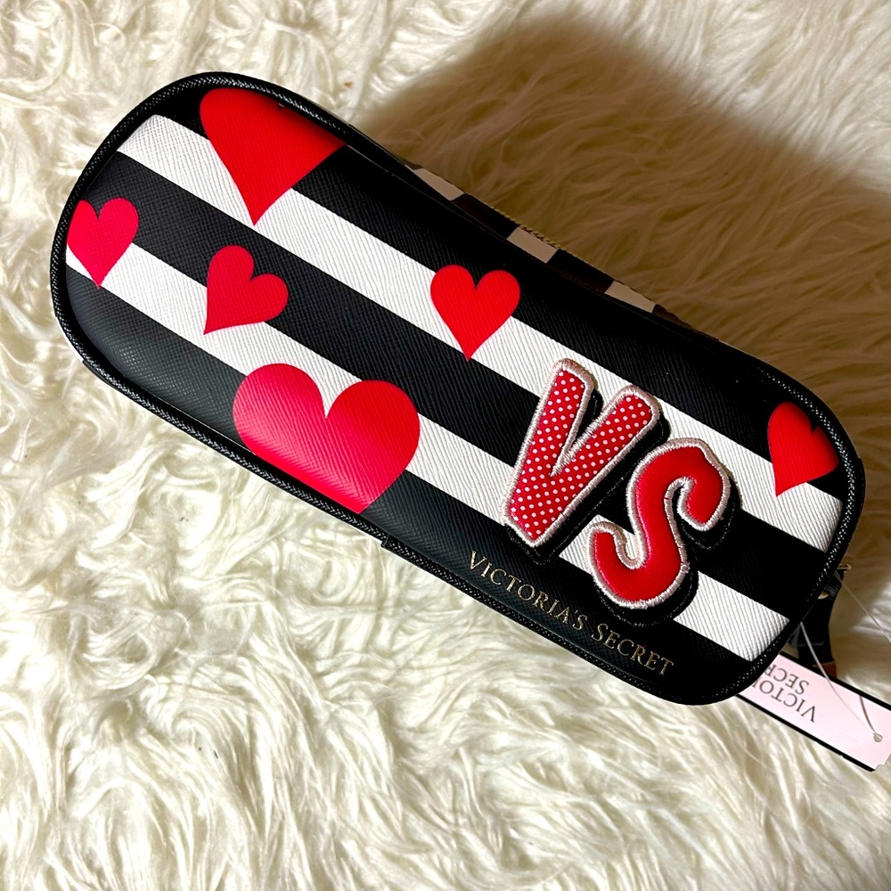 Makeup bag